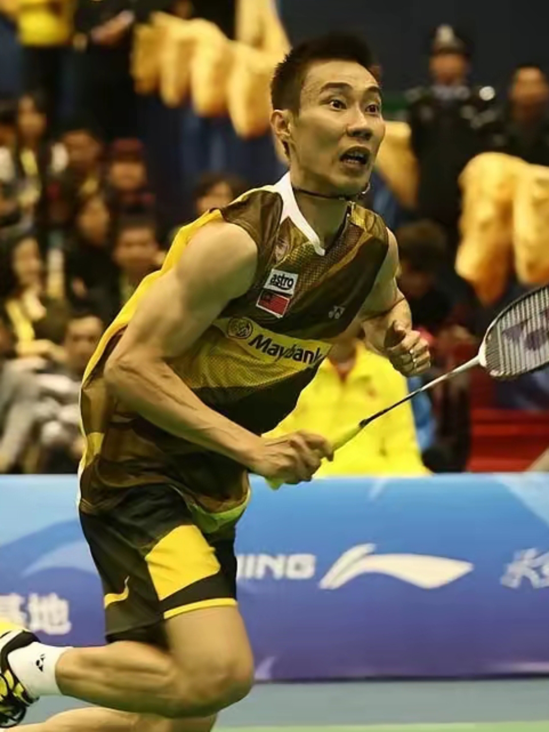 日本羽毛球队碾压丹麦羽毛球队，李宗伟高光表现