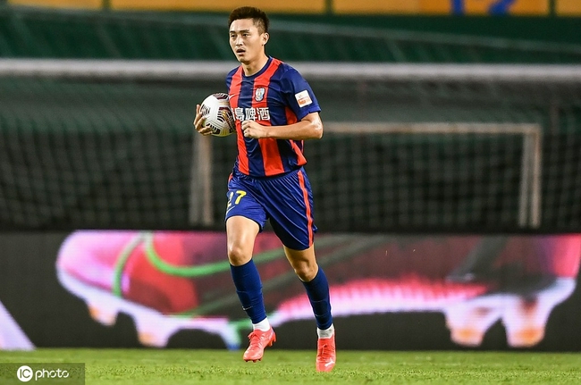 青岛队鏖战北京队，麦科勒姆惊艳四座