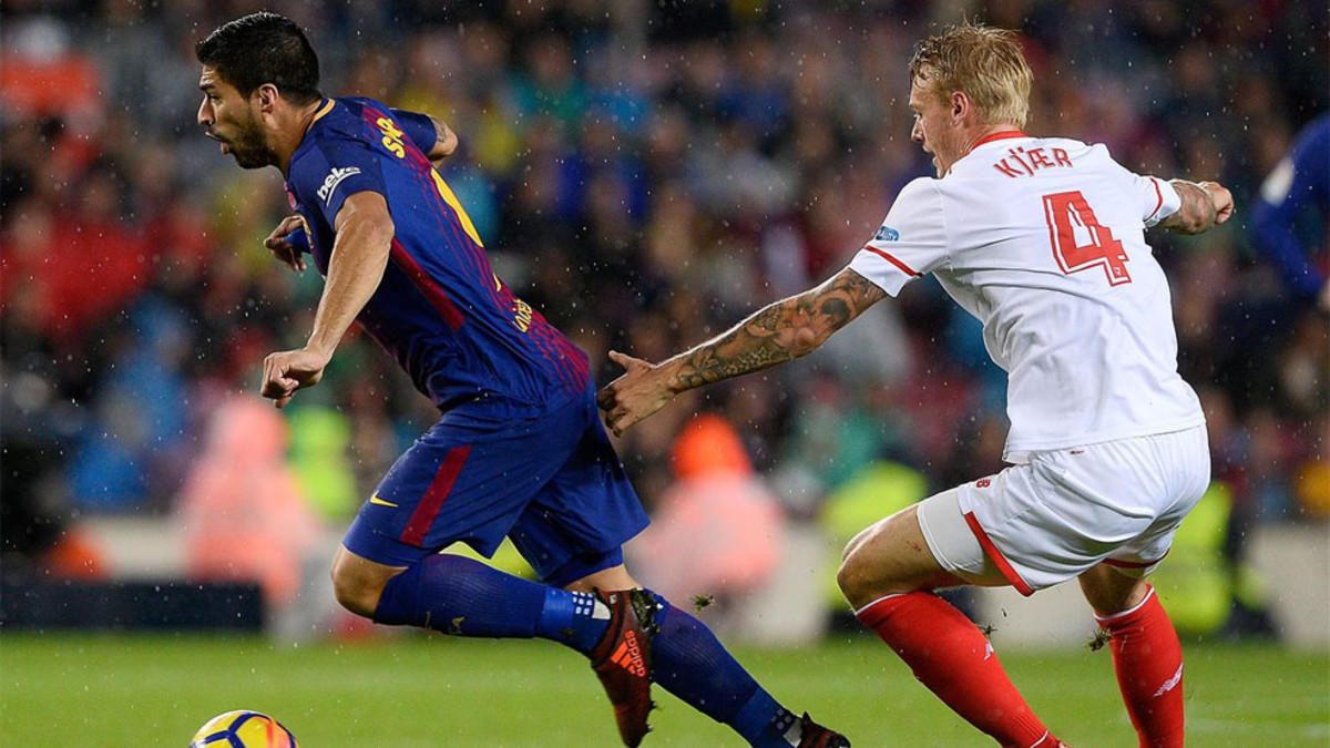 波兰碾压AC米兰，苏亚雷斯高光表现