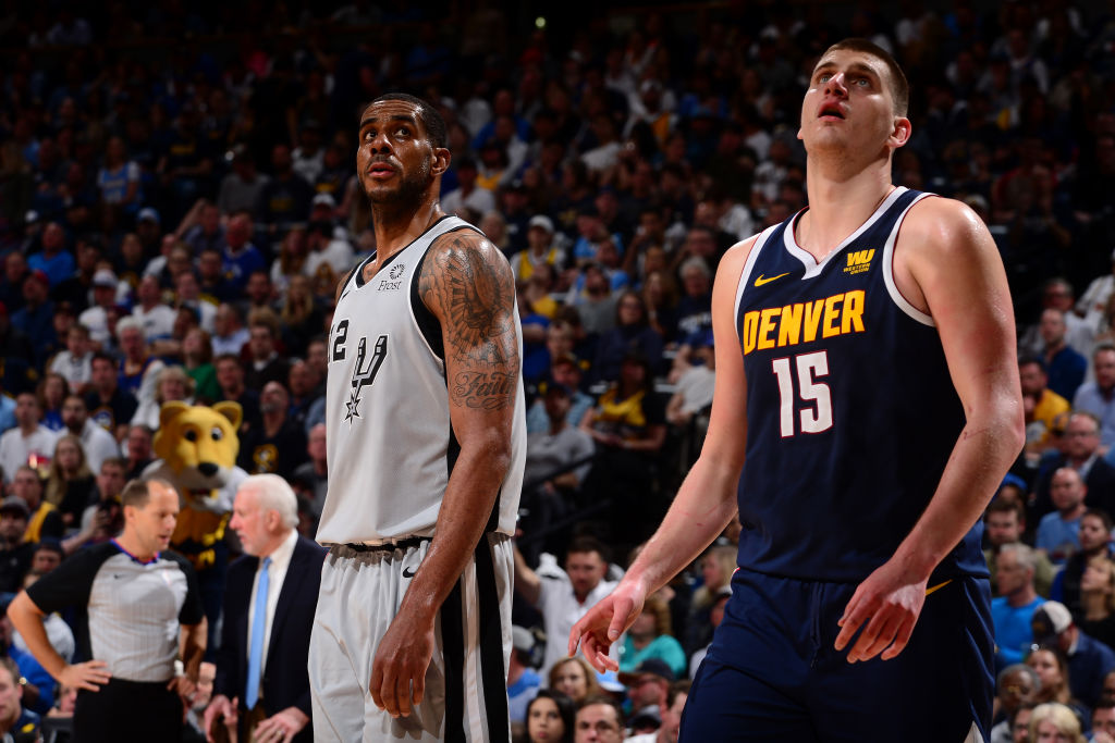 葡萄牙队鏖战瑞典队，马龙高光表现