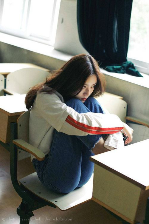 爱游戏APP-临界弯道，当班凯罗的引擎在决胜时刻轰鸣