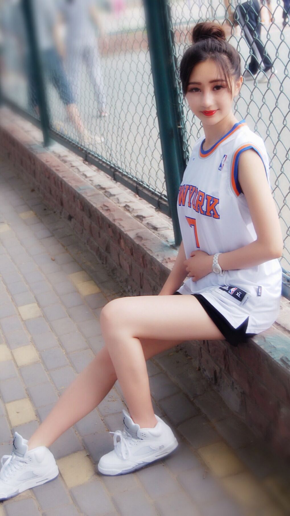 友谊赛的战术启示,拉齐奥速胜五星巴西,巴斯托尼化身防线指挥官